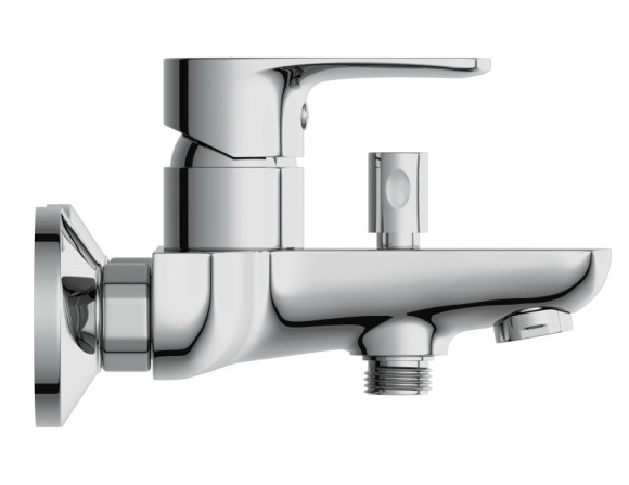 Смеситель для ванны CERSANIA однорычажный