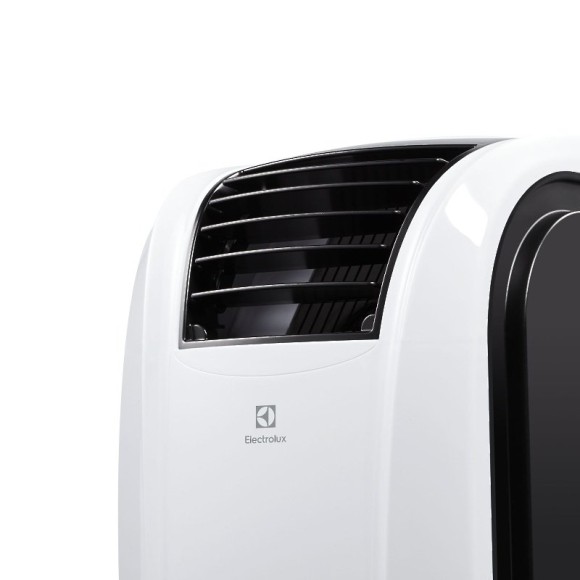 Мобильный кондиционер Electrolux EACM-12 RK/N6 Camp Air Мобильный кондиционер Electrolux EACM-12 RK/N6 Camp Air